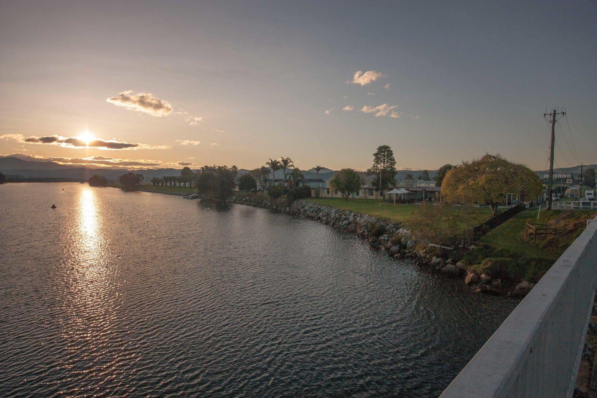 Moruya Waterfront Hotel Motel Luaran gambar